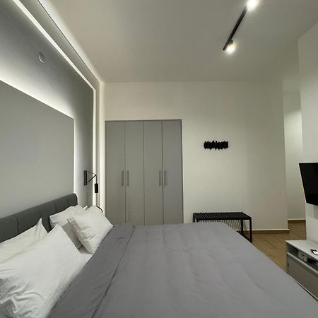 Dekolomvou Apartment Солун Екстериор снимка