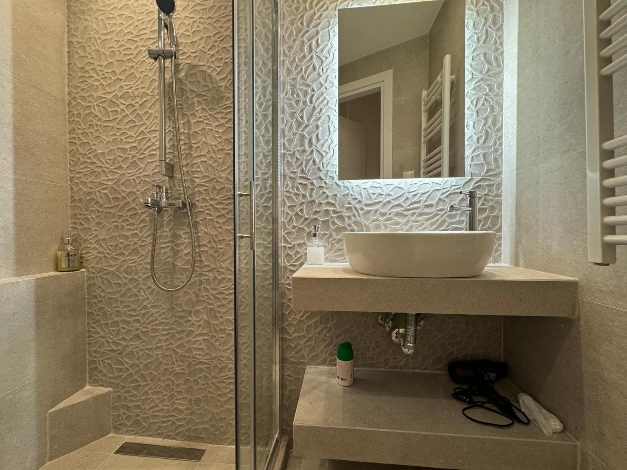 Dekolomvou Apartment Солун Екстериор снимка