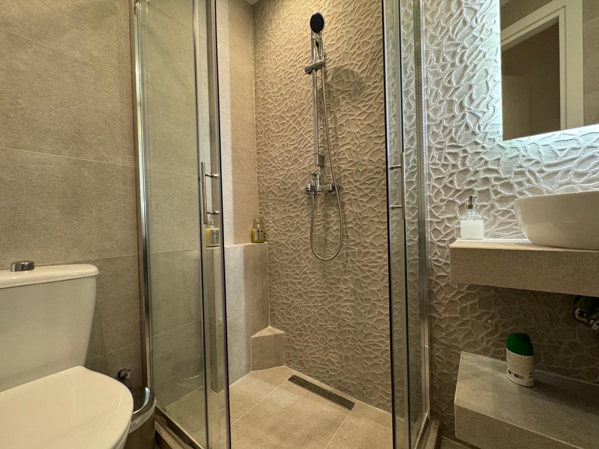 Dekolomvou Apartment Солун Екстериор снимка